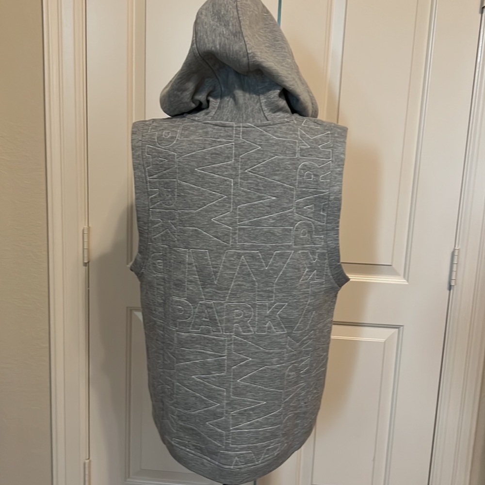 IVY PARK sleeveless embroidered hoodie